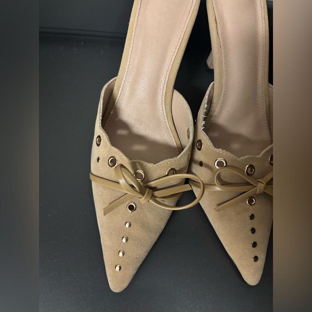 Amazon Tan Heels with Bow and Studs